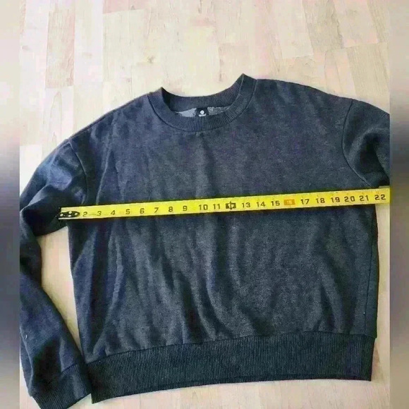 90 degrees crew neck sweatshirt size medium - Picture 4 of 5